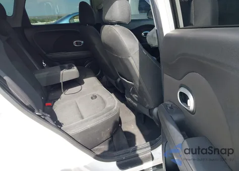 2018 Kia Soul + z USA, uszkodzony, nr VIN KNDJP3A57J7527120